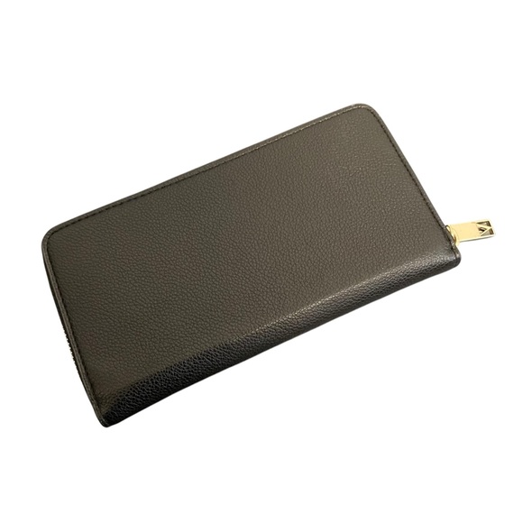 Victoria Secret Black Grommet Studded Wallet Zip Around NWOT - Picture 4 of 5